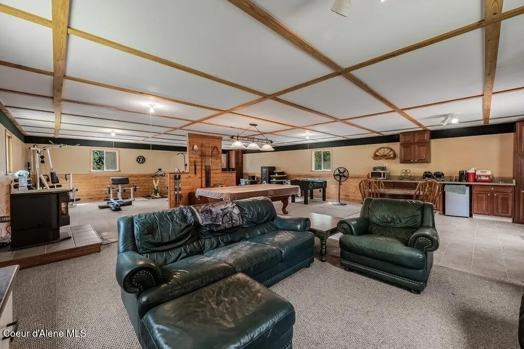 405 Brisboys Road Sagle ID 83860