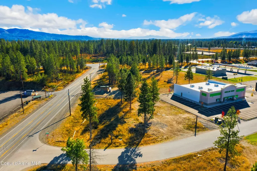 7121 E Athol Crossings Athol ID 83801