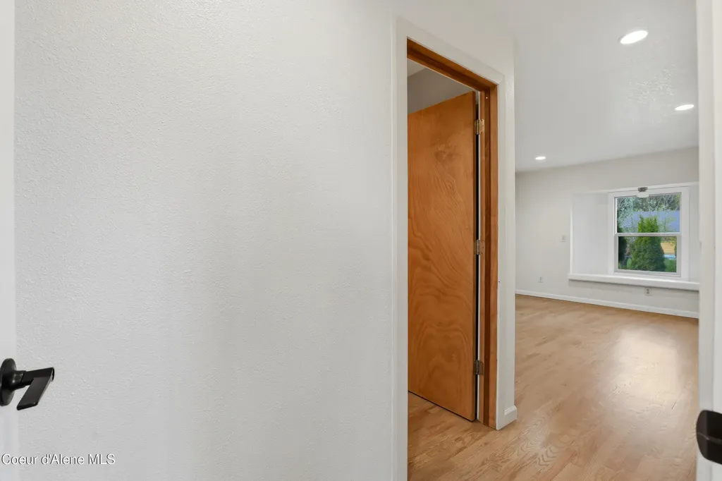 468 W Helen Avenue Hayden ID 83835
