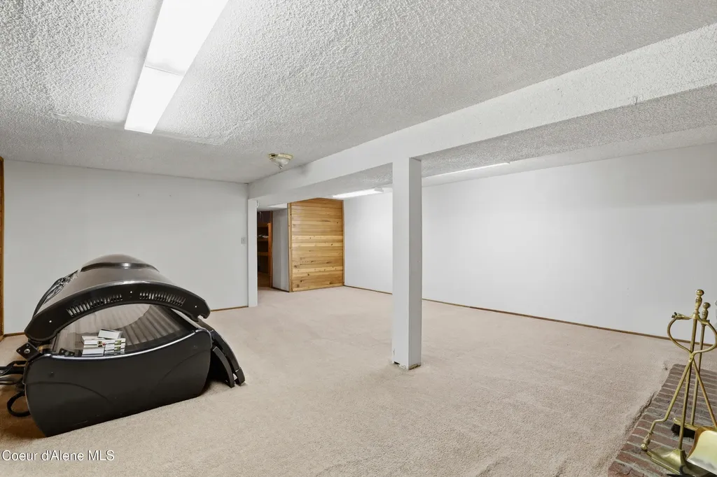 468 W Helen Avenue Hayden ID 83835