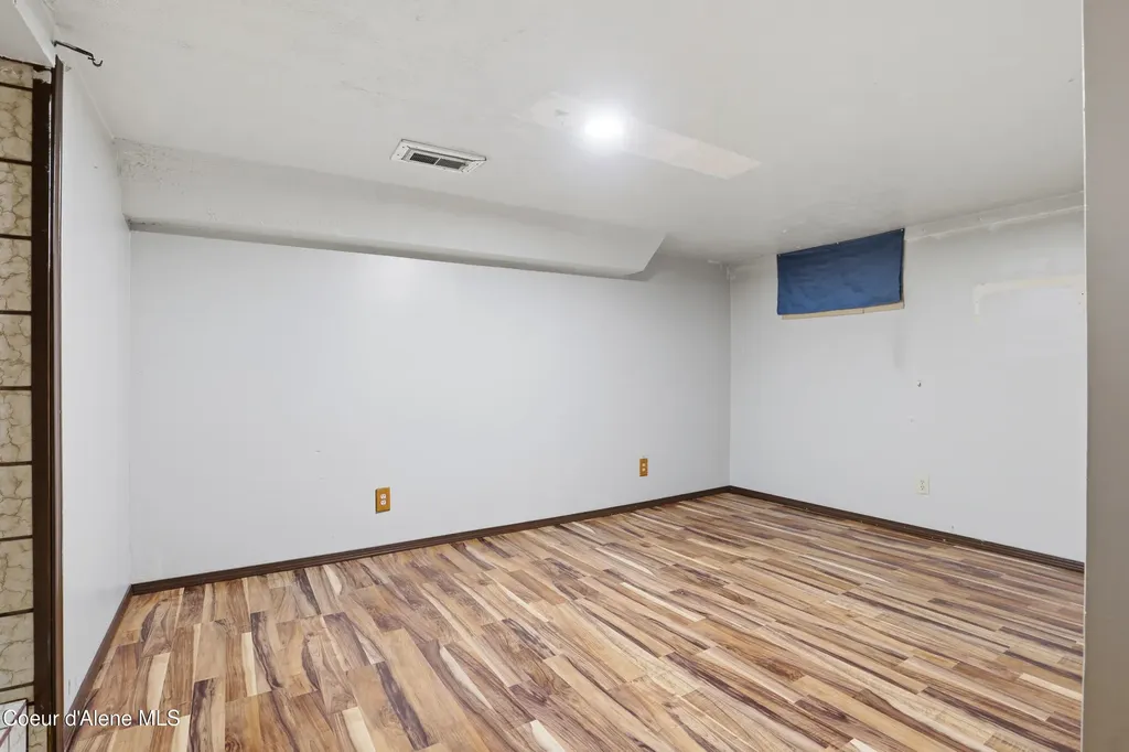 468 W Helen Avenue Hayden ID 83835