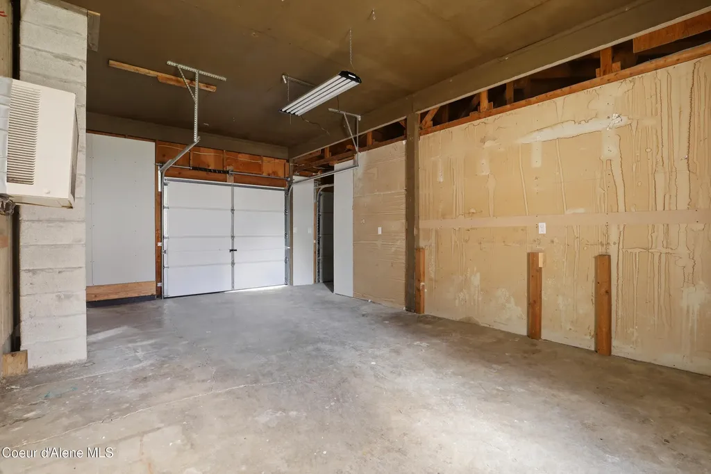 468 W Helen Avenue Hayden ID 83835