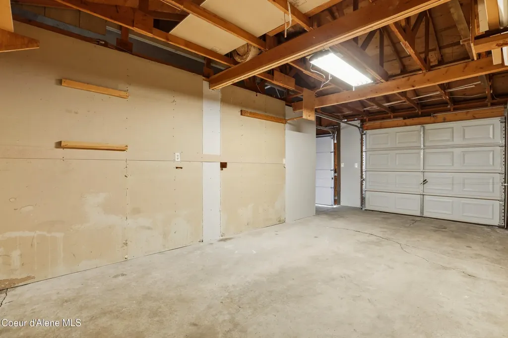 468 W Helen Avenue Hayden ID 83835