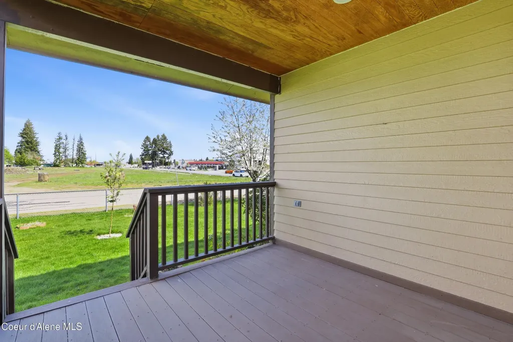 468 W Helen Avenue Hayden ID 83835