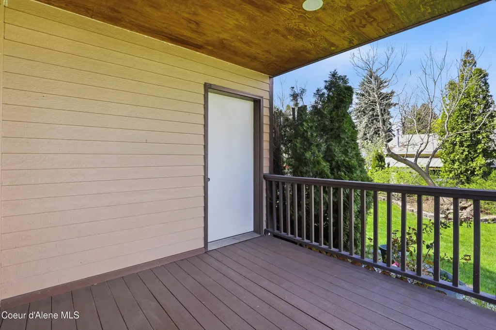468 W Helen Avenue Hayden ID 83835