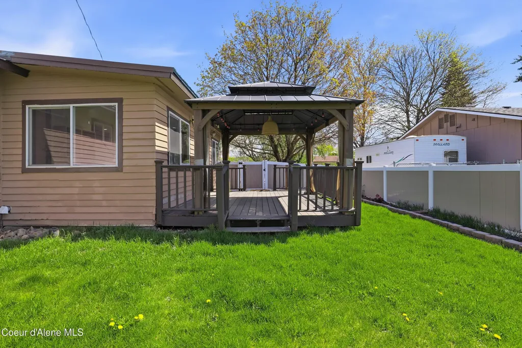 468 W Helen Avenue Hayden ID 83835