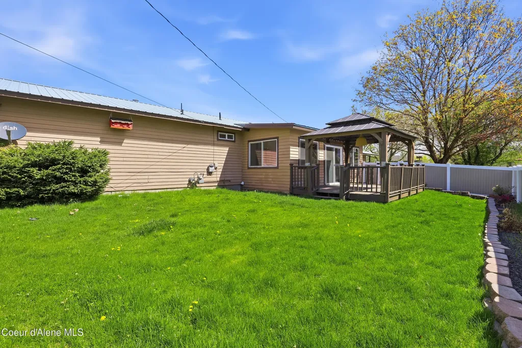 468 W Helen Avenue Hayden ID 83835
