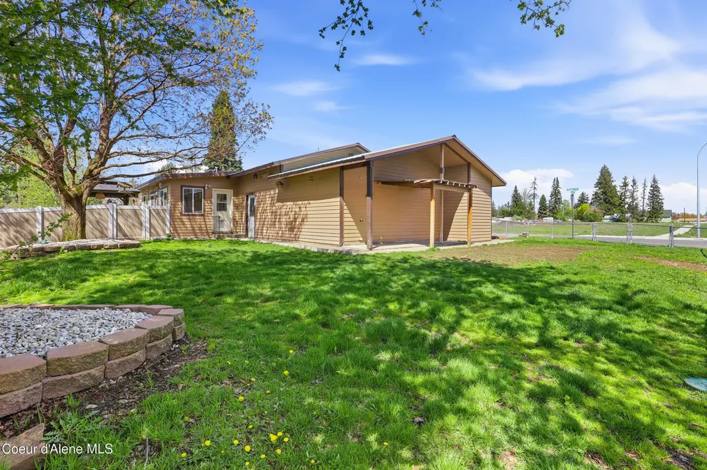 468 W Helen Avenue Hayden ID 83835