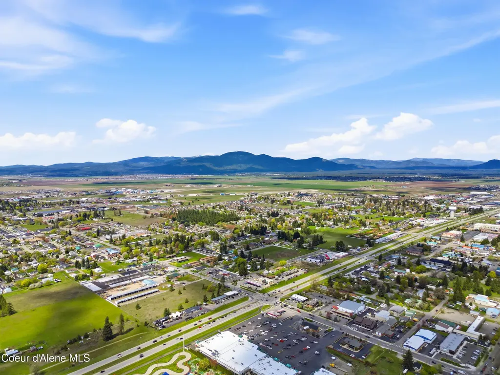 468 W Helen Avenue Hayden ID 83835