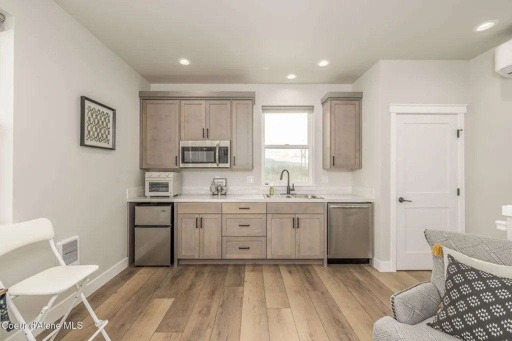 3351 N Blaze Loop Post Falls ID 83854