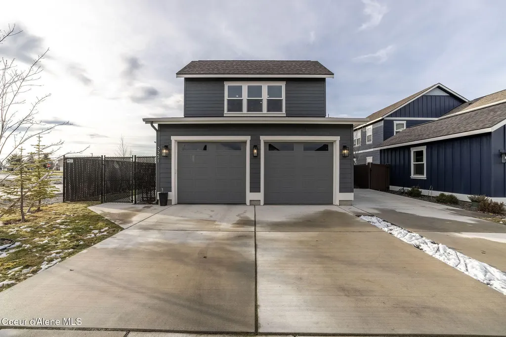 3351 N Blaze Loop Post Falls ID 83854