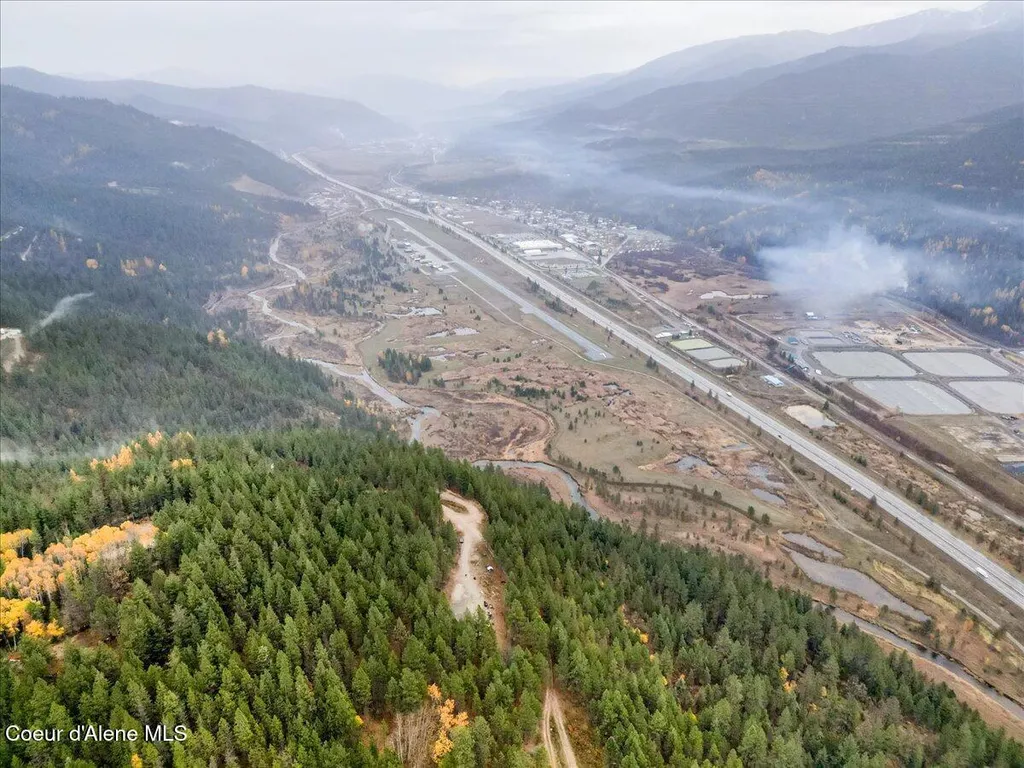2972 Southfork Rdg Road Smelterville ID 83868