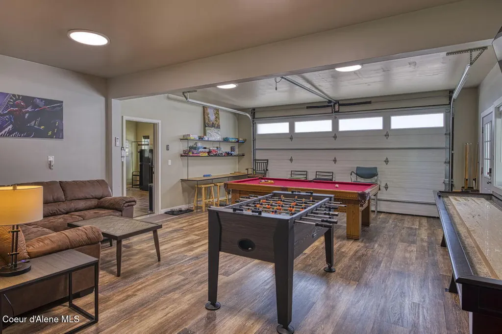 453 Birch Haven Drive Sagle ID 83860