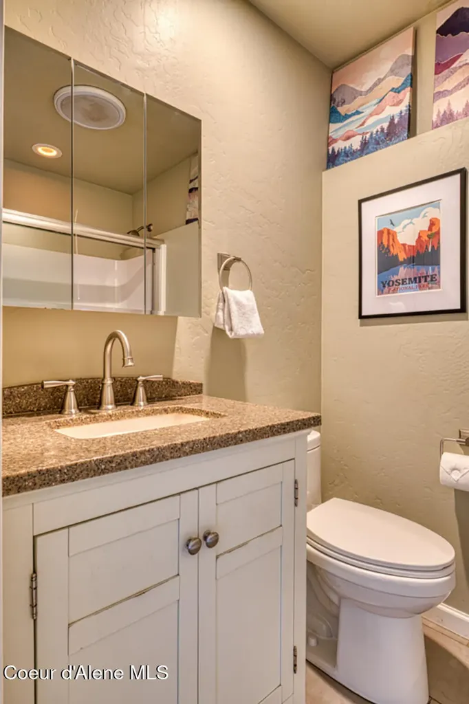 453 Birch Haven Drive Sagle ID 83860