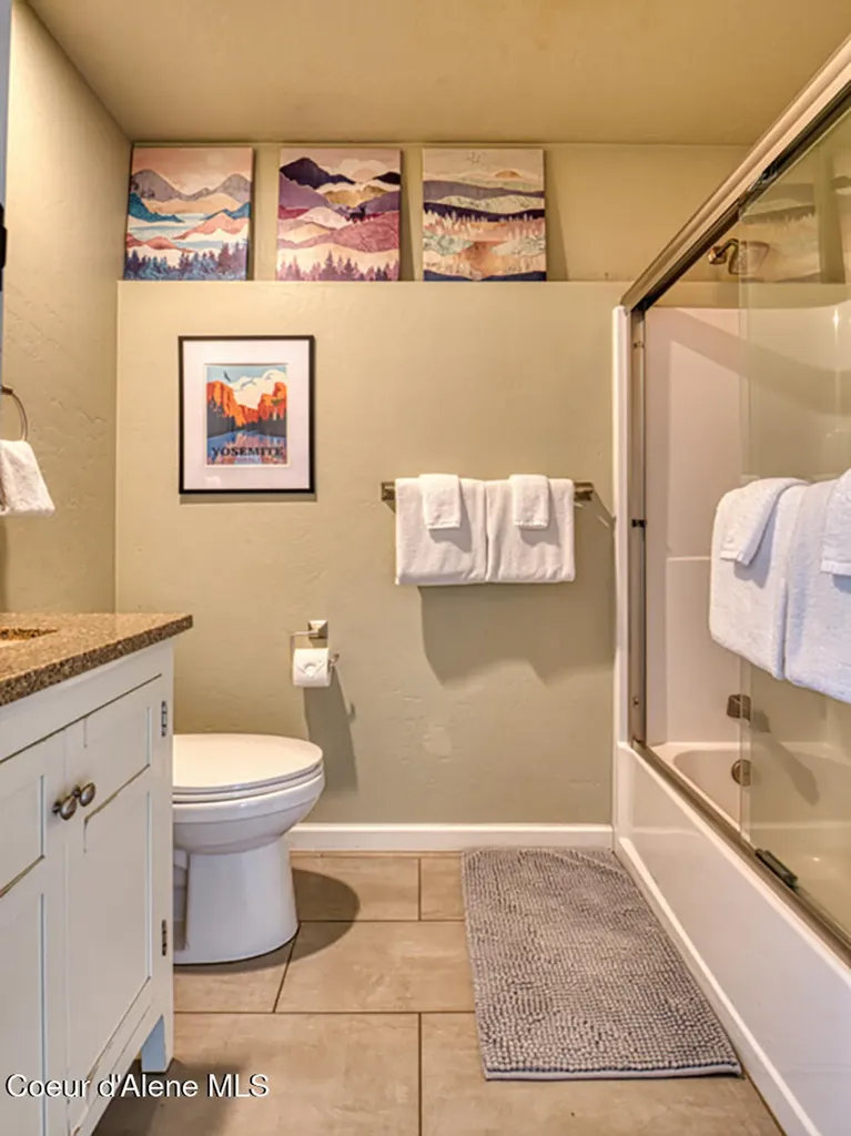 453 Birch Haven Drive Sagle ID 83860