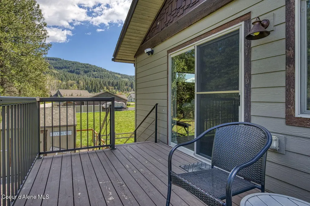453 Birch Haven Drive Sagle ID 83860