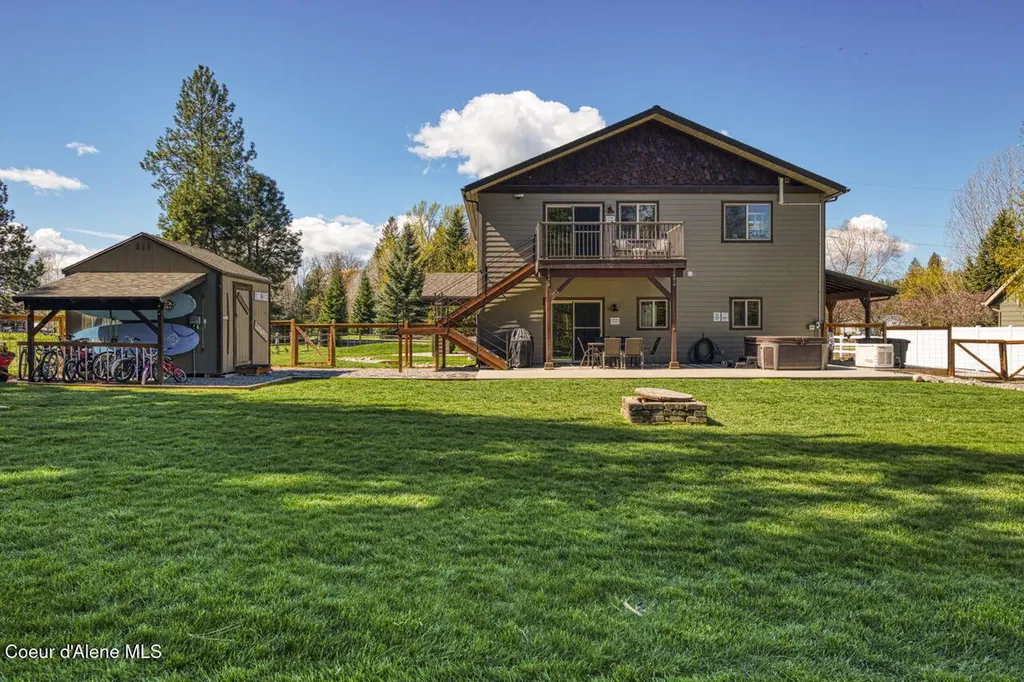 453 Birch Haven Drive Sagle ID 83860