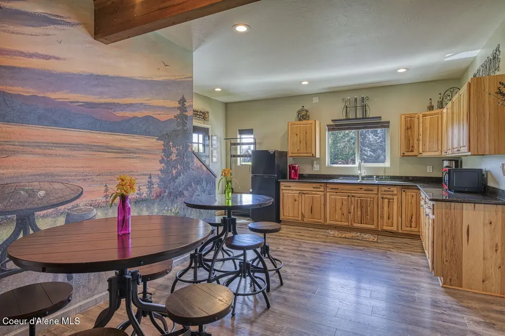 453 Birch Haven Drive Sagle ID 83860