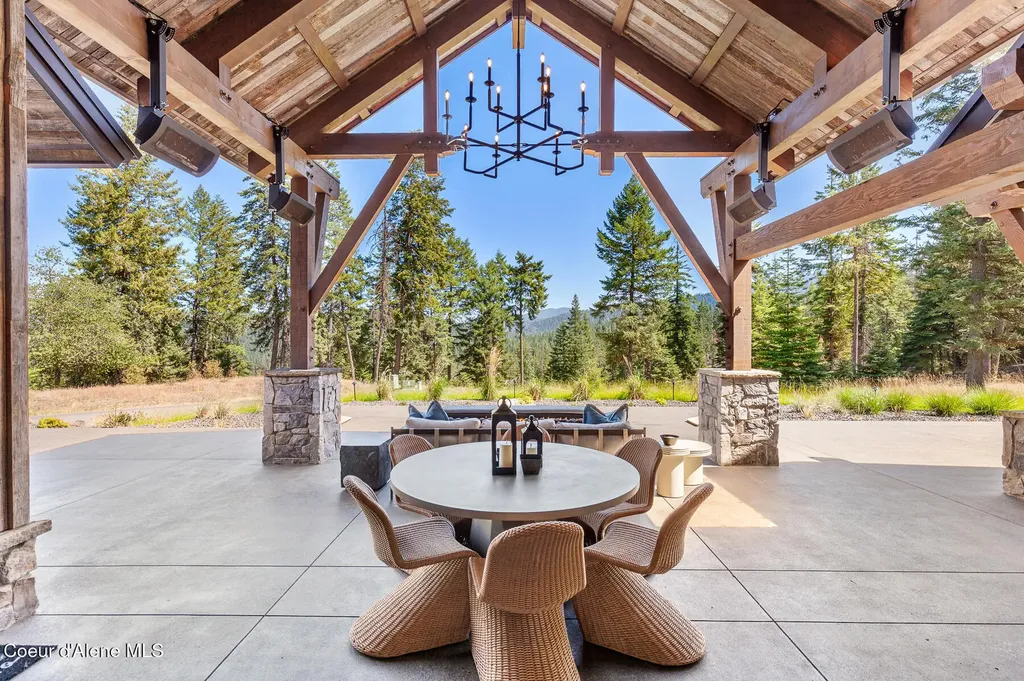 2848 E Lower Pasture Road Harrison ID 83833