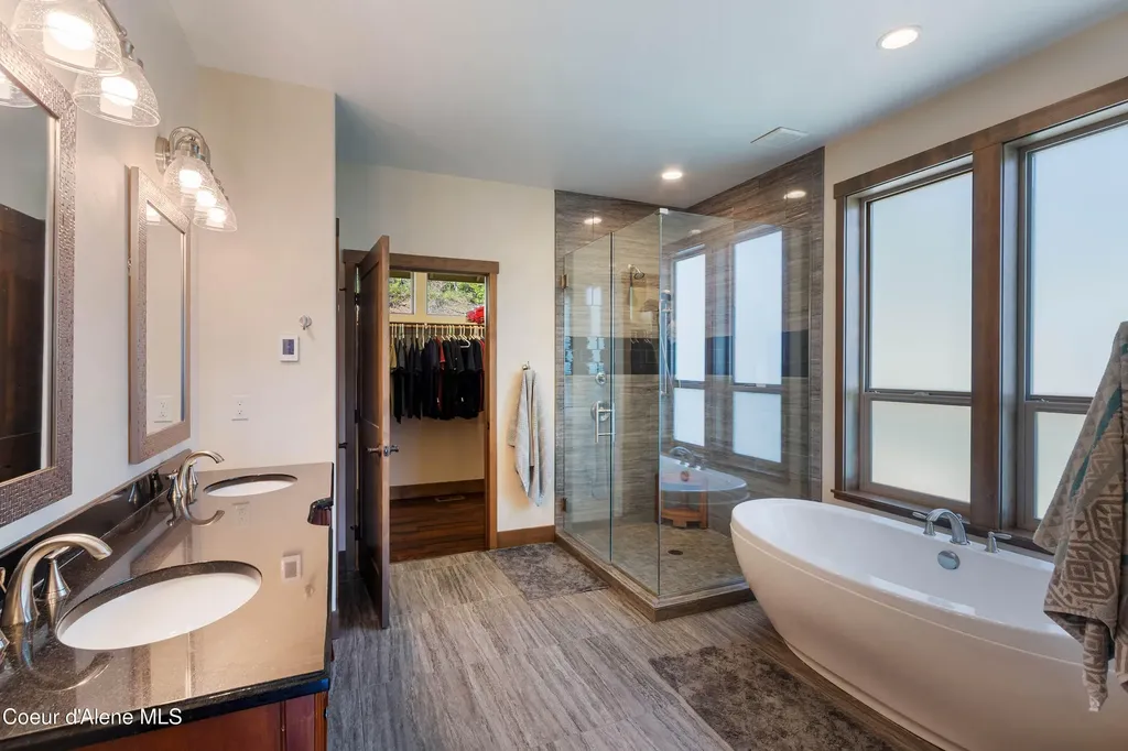355 Olympic Drive Sandpoint ID 83864