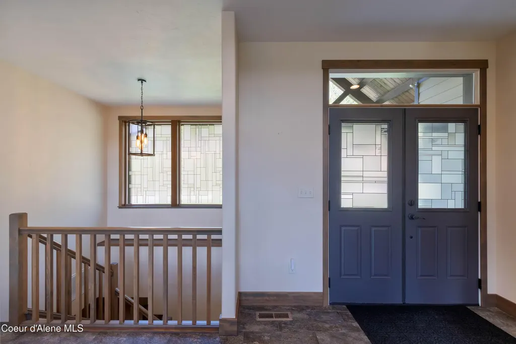 355 Olympic Drive Sandpoint ID 83864