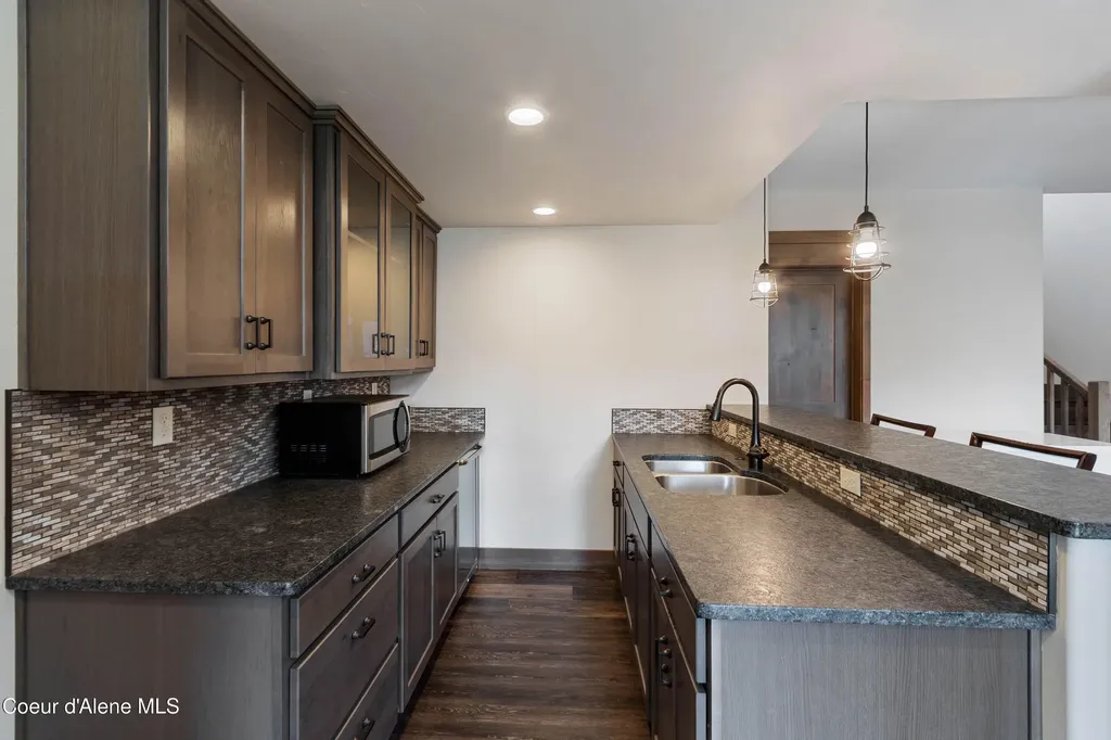 355 Olympic Drive Sandpoint ID 83864