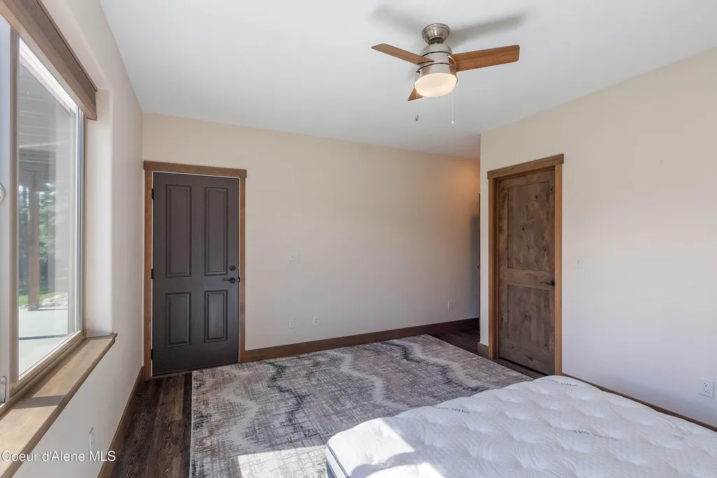 355 Olympic Drive Sandpoint ID 83864