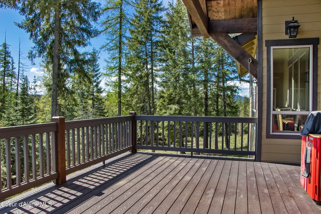 355 Olympic Drive Sandpoint ID 83864
