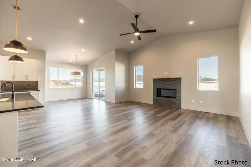 6017 W Moresby Avenue Rathdrum ID 83858