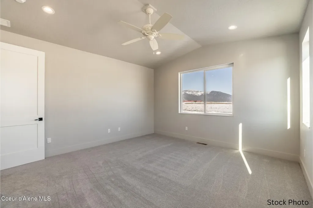 5895 W Moresby Avenue Rathdrum ID 83858