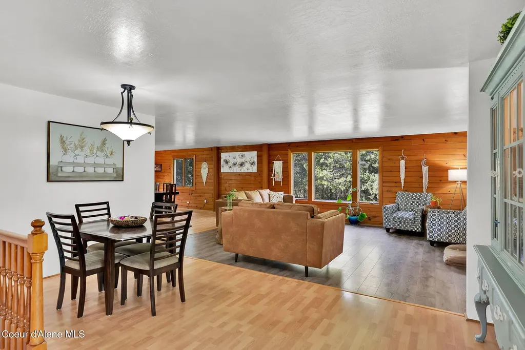 24842 N Cedar Mountain Road Athol ID 83801
