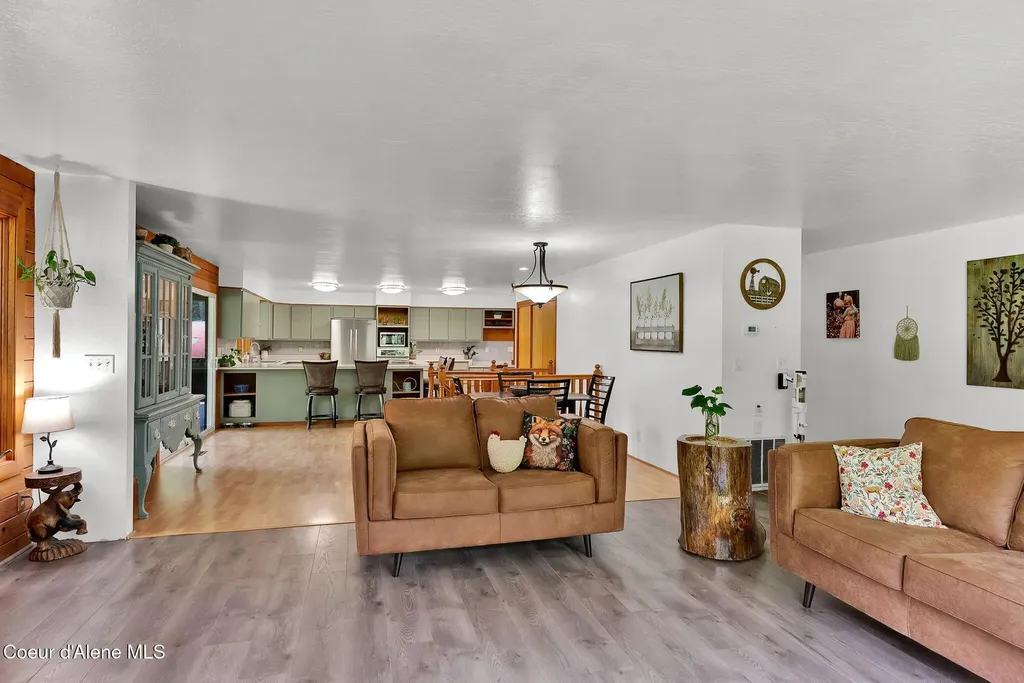 24842 N Cedar Mountain Road Athol ID 83801