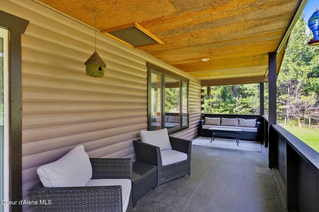 24842 N Cedar Mountain Road Athol ID 83801