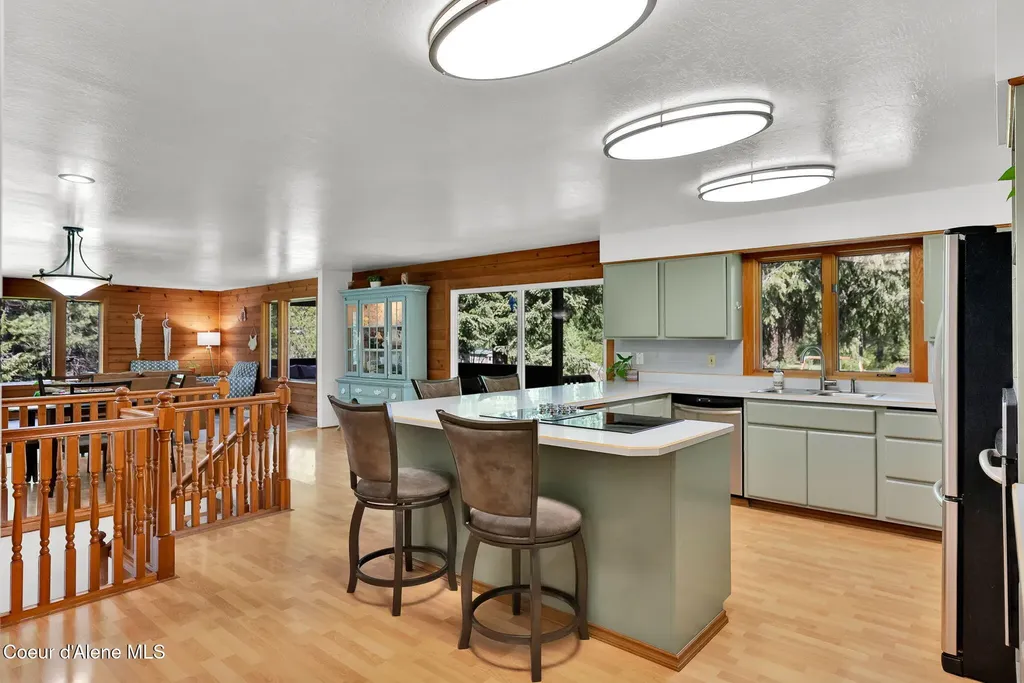 24842 N Cedar Mountain Road Athol ID 83801