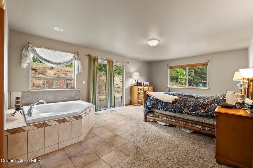 159 Frontier Village Naples ID 83847