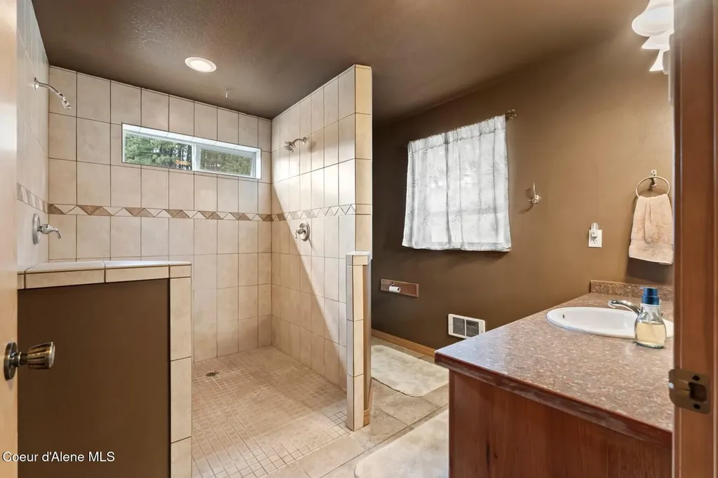 159 Frontier Village Naples ID 83847