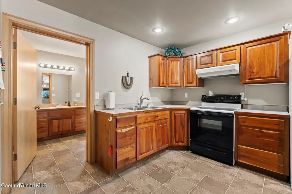 159 Frontier Village Naples ID 83847