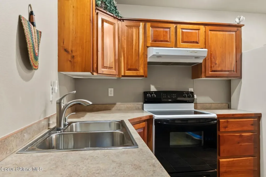 159 Frontier Village Naples ID 83847