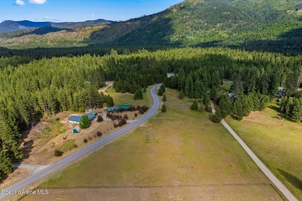 159 Frontier Village Naples ID 83847