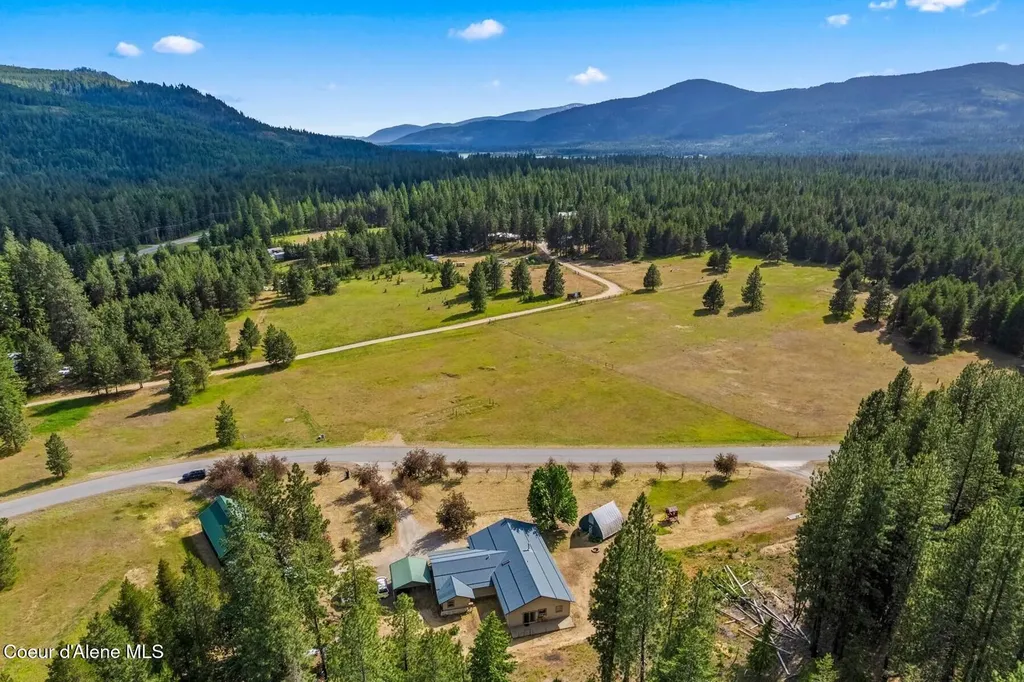 159 Frontier Village Naples ID 83847