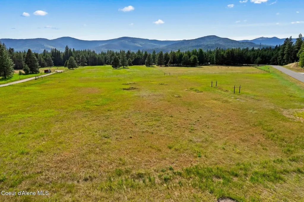 159 Frontier Village Naples ID 83847
