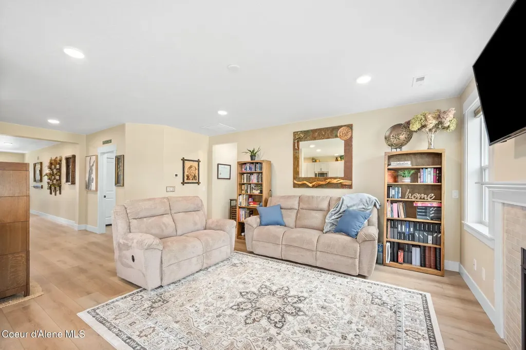 13506 N Apex Way Hayden ID 83835