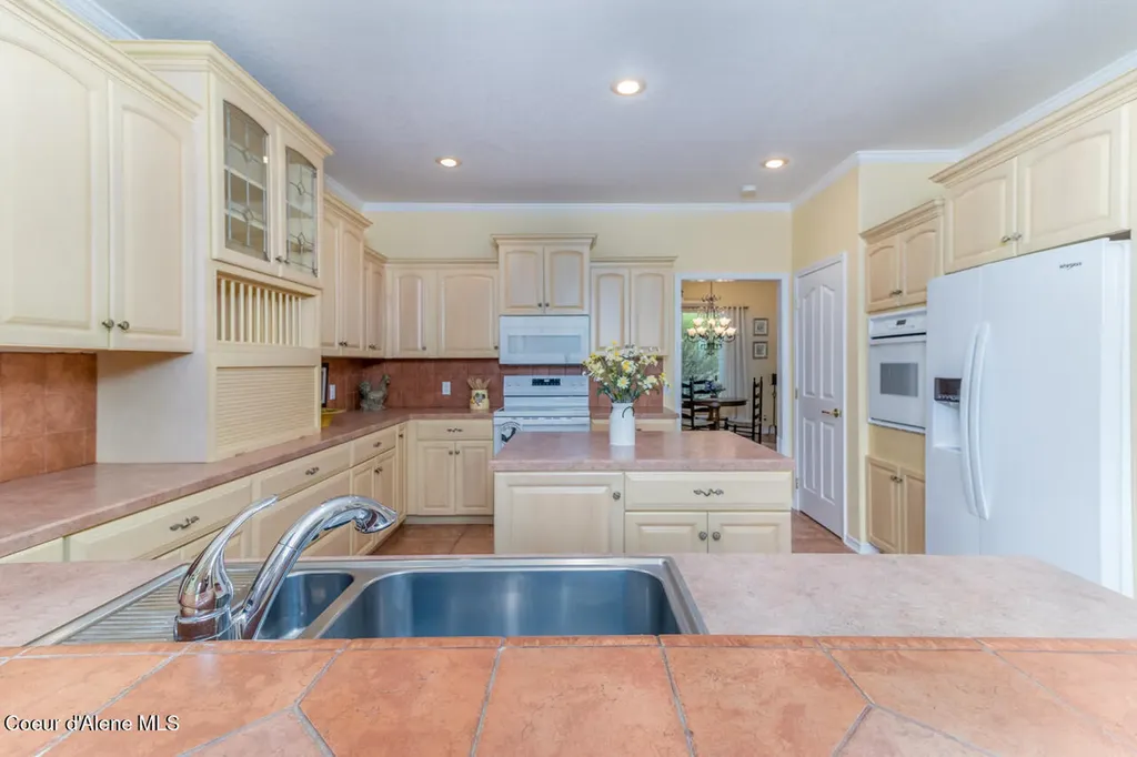 684 Chute Canyon Way Bonners Ferry ID 83805