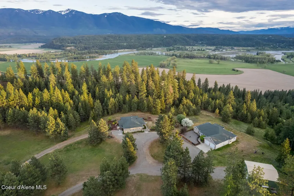 684 Chute Canyon Way Bonners Ferry ID 83805