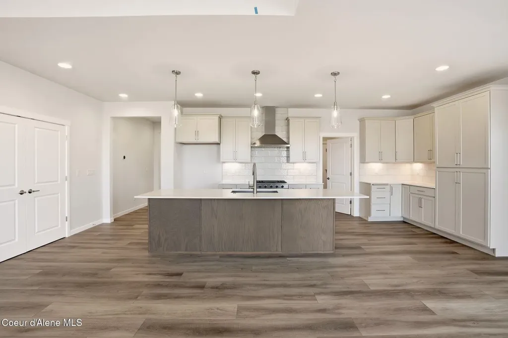 3274 N Segar Loop Post Falls ID 83854