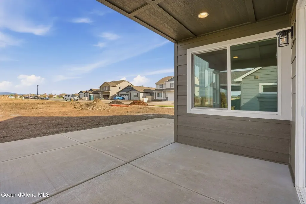 3274 N Segar Loop Post Falls ID 83854
