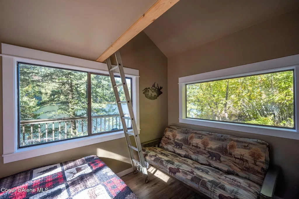 1402 Mirror Lake Road Sagle ID 83860