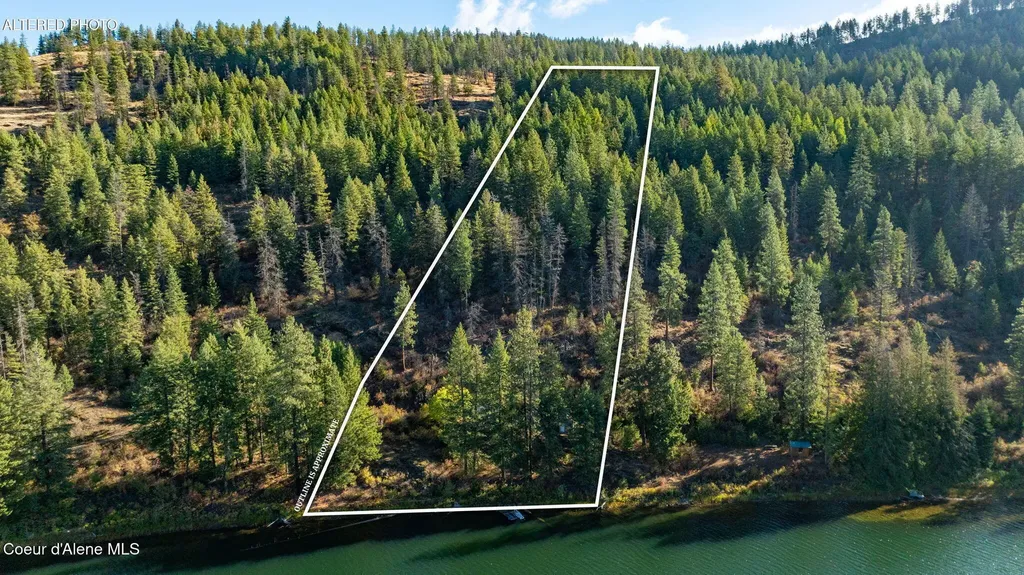 1402 Mirror Lake Road Sagle ID 83860