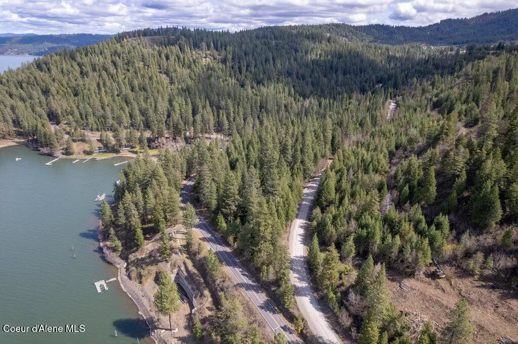 Nna Half Round Bay Road Harrison ID 83833