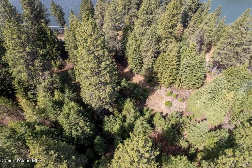 Nna Half Round Bay Road Harrison ID 83833